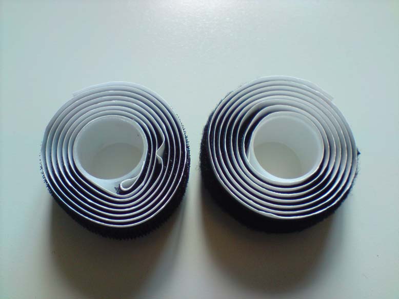 LX-002 - 100cm x 2cm Magic Tape (2 sides)